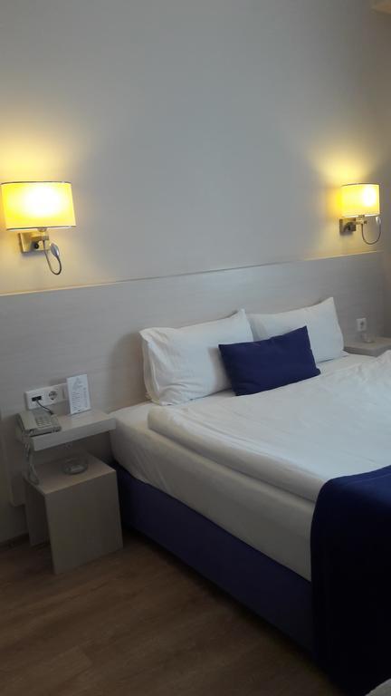 איזמיר Walk In Hotel מראה חיצוני תמונה